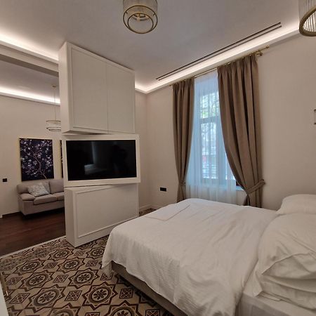 Jensen Luxury Suites Rhodes City Eksteriør billede