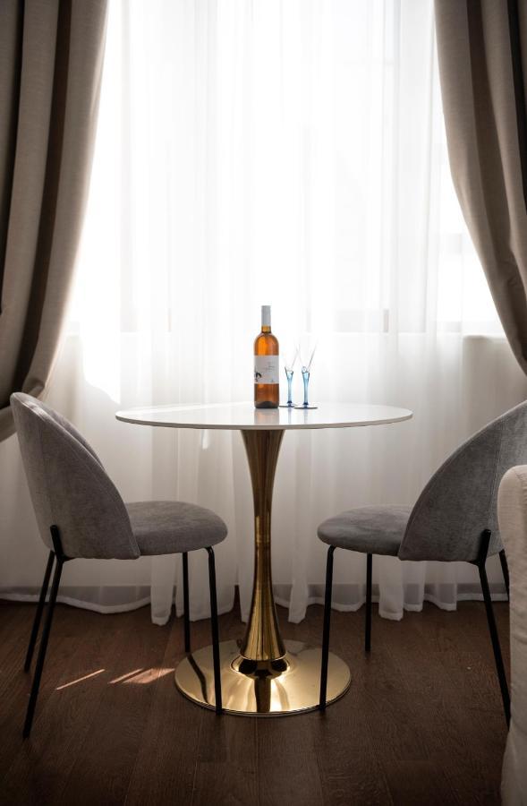 Jensen Luxury Suites Rhodes City Eksteriør billede