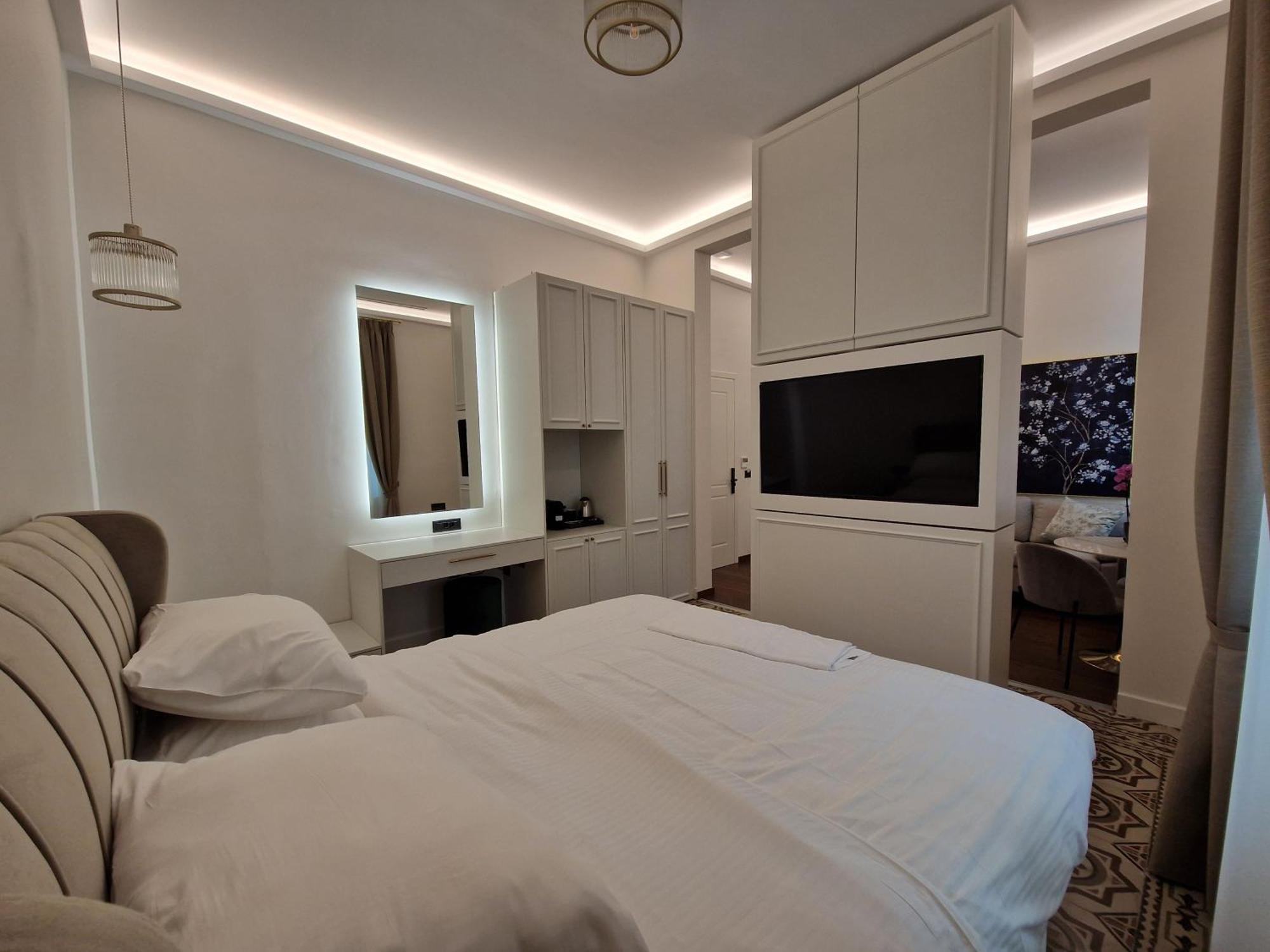 Jensen Luxury Suites Rhodes City Eksteriør billede